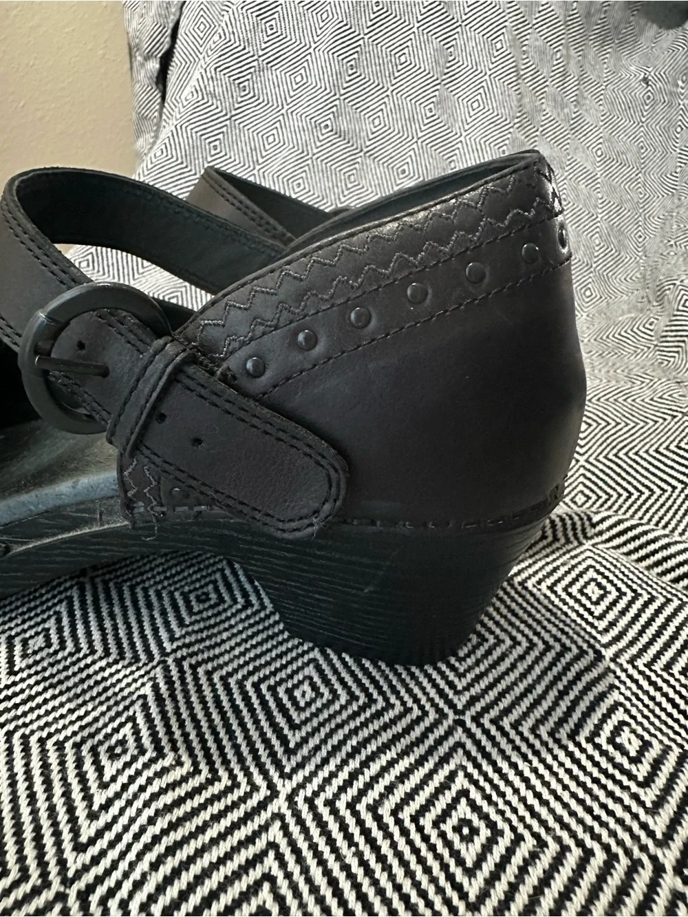 Dansko Makenna Black Leather Mary Jane Studded Heel Clogs Size 42 Comfort - Picture 12 of 16